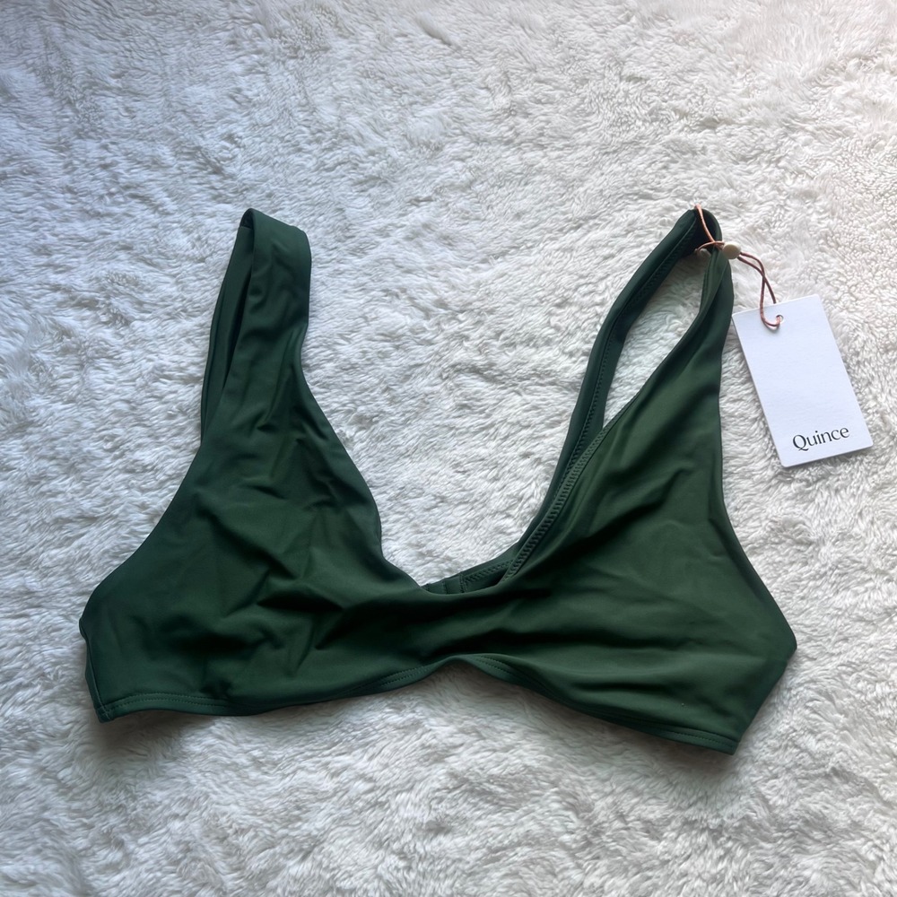 Quince Women's Recycled Polyamide V-Neck Bikini Top Dark Green ATG001 Medium NWT - Picture 3 of 8